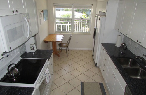Key West Condo | Steps To The Beach And The Sunrise