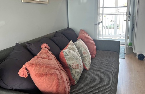 Hampton Condo | Steps to the Beach