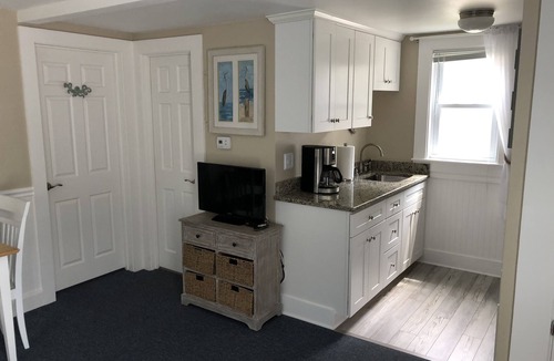 Hyannis Cottage | Steps to the beach with an ocean view,