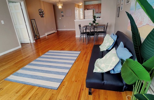 Queens Apartment | STEPS TO THE OCEAN