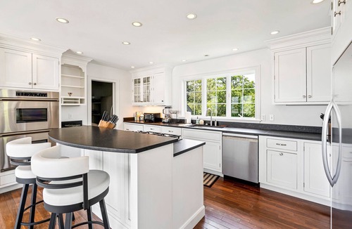 Portland House | Steps to the Sand, Modern Home on Willard Beach, Fenced in Yard, Deck & Grill