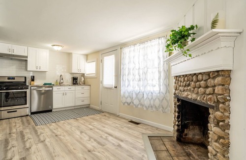 Fairfield House | Steps to the Sand & Surf!