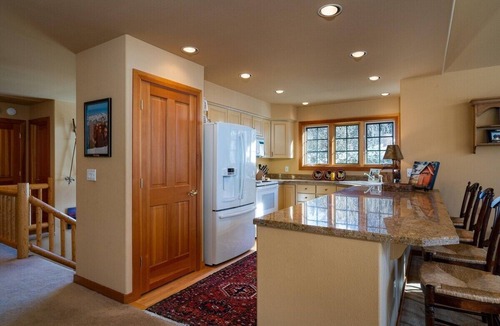 Warm Springs House | Steps to the Warm Springs Lift