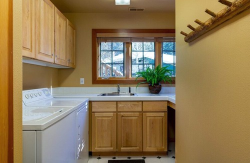 Warm Springs House | Steps to the Warm Springs Lift