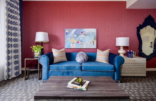 Theater District Hotel | Steps to Union Square | Pet Friendly + Valet Parking