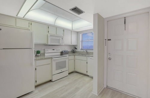 Vanderbilt Beach Condo | Steps to Vanderbilt Beach!