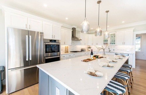 West Dennis House | Steps to West Dennis Beach!