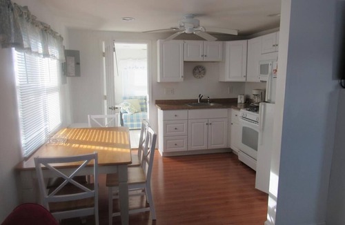 North Beach Haven Apartment | Steps to White Sandy Beaches