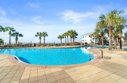 Thomas Drive Apartment | Sterling Beach Resort by Panhandle Getaways