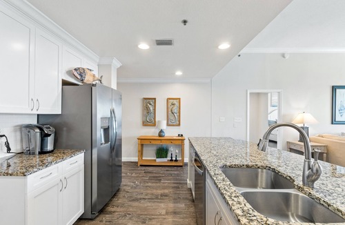 Thomas Drive Condo | Sterling Beach Resort by Panhandle Getaways