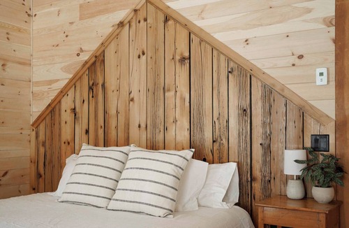 Stowe Area Cabin | Sterling Forest Lodge <> A Boutique Mountain Retreat