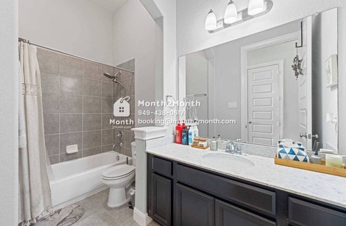 Sugar Land House | Sterling Heights Retreat #42195