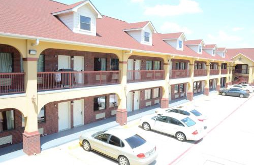 South Main Hotel | Sterling Inn and Suites at Reliant and Medical Center Houston