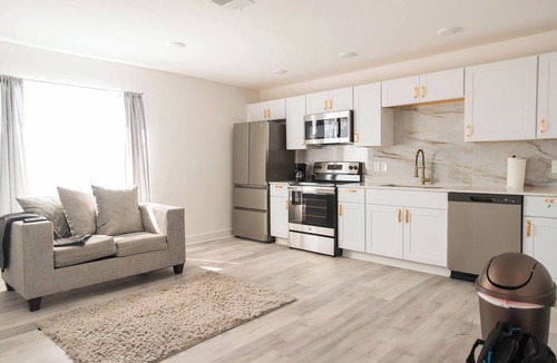 Old East Dallas Apartment | Sterling Stay – Furnished 1BR in East Dallas for Extended Stays 30+ Days