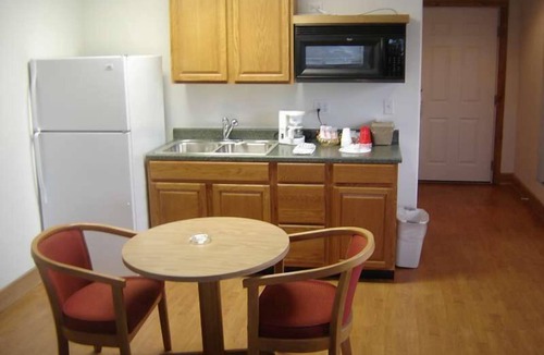 Gold Bar Hotel | Stevens Pass Motel