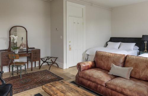 Athens Hotel | Stewart House Hotel