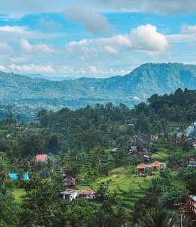 Sidemen Cabin | STHANATAPA HILL's