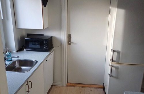 Hjørring Condo | Stilfuld Lejlighed i Centrum af Hjørring. Kun 5 Minutter fra Gågaden