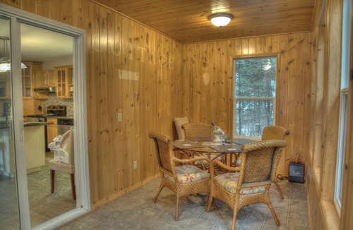 Pointe du Bois Cabin | Still Cove Cabin, Lakefront Serenity