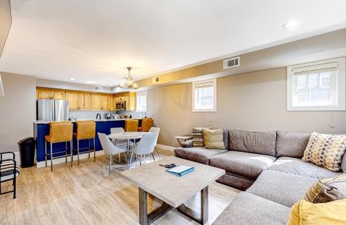Foscoe Apartment | Still Lake Getaway