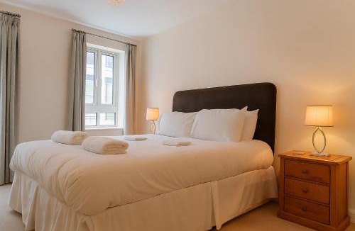 Tower Hill Apartment | Still Life Tower Hill Executive