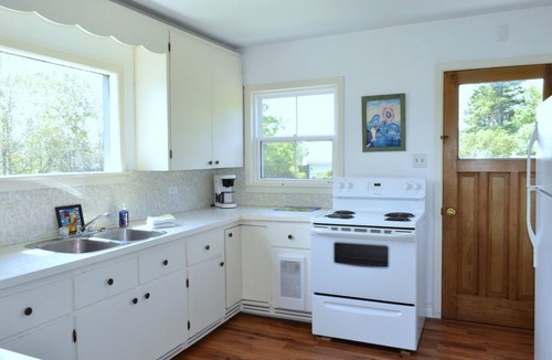 Deep Brook Cabin | Still Point Lodge & Cottages