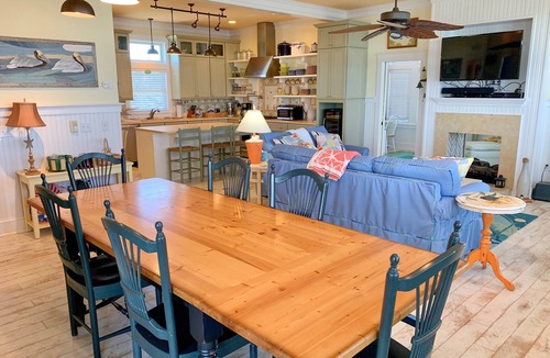 Ocracoke House | Still Point: Luxurious, spacious, exceptional waterfront home.