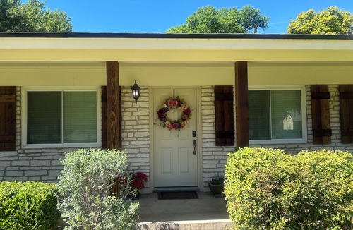 Bell County House | Stillhouse Lake Getaway Harker Heights 2 Bedroom 2 Bath with jetted tub sleeps 6