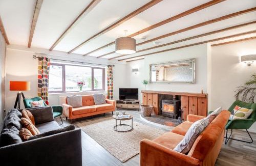 Rhiwbryfdir House | Stiniog Lodge