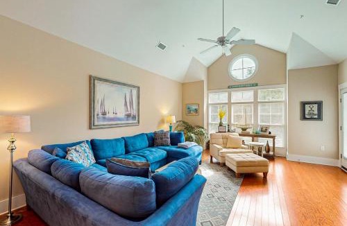 St. James House | STJ21 Linger Longer