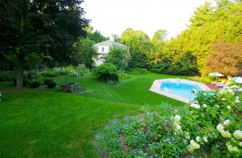 Glendale Bed & Breakfast | Stockbridge Country Inn