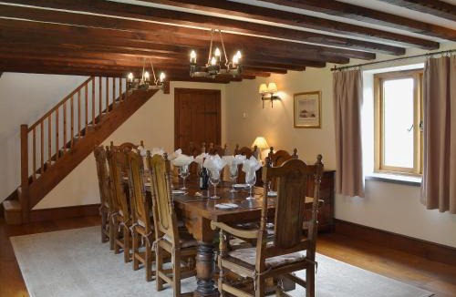 Colyton House | Stockham Lodge