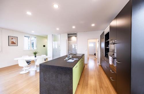 Steffisburg Apartment | Stockhorn Loft - central, free parking, private