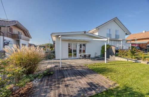 Steffisburg Apartment | Stockhorn Loft - central, free parking, private