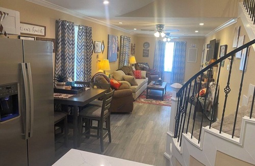 Fort Worth House | StockYards-BBobs-4mins! GrayLee House.4-Bedrooms, TCU close by