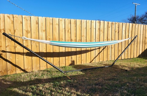 Fort Worth Apartment | Stockyards Studio sleeps up to 6 & just minutes away from Stockyards & Downtown