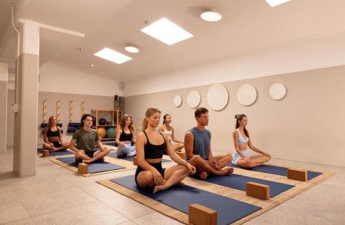 Manly Hostel | Stoke Beach House