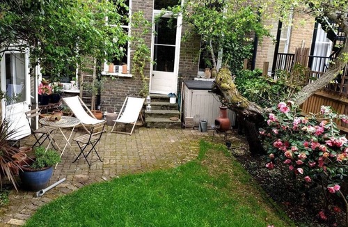 Hackney Downs House | Stoke Newington - Light & spacious two bed garden flat