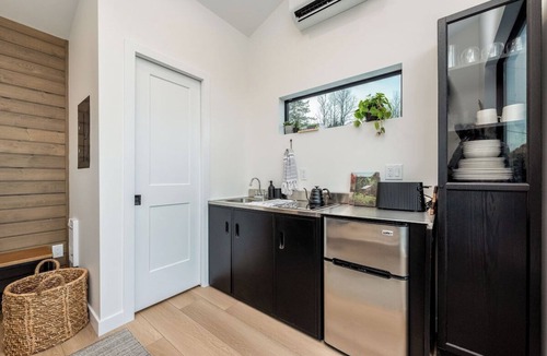 Waterford Apartment | STOKE Pod tiny cabin with epic view