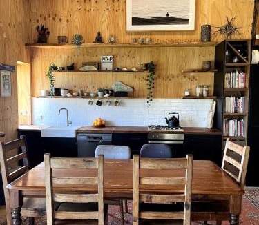 Duncan House | Stokes Bay Surf Shack