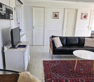 Akirkeby Apartment | Stokrosen