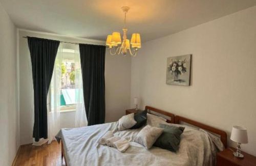 Kobas Apartment | Ston Heritage Apartment with City view