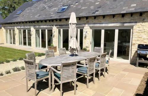 Condicote House | Stone Barn, contemporary barn conversion