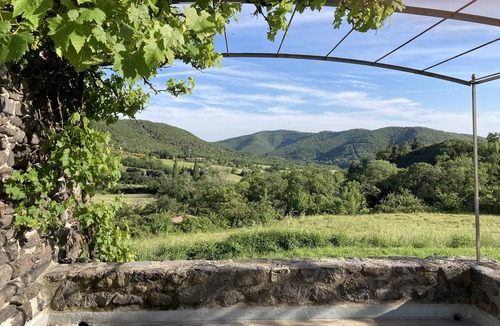 Aubignas House | Stone barn in the middle of fields, village of Aubignas, Ardèche