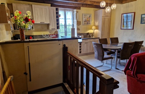 Castelnaud-la-Chapelle Villa | STONE-BUILT PERIGOURDINE HOUSE WITH PRIVATE SWIMMING POOL.