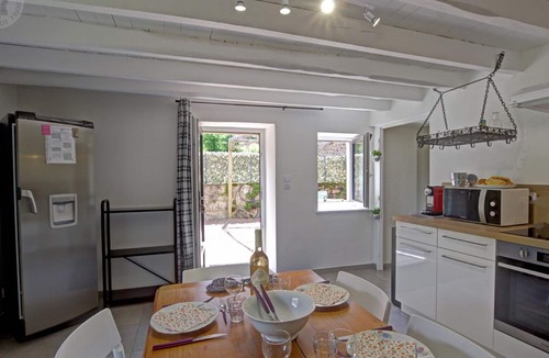 Belmont-de-la-Loire Cottage | Stone cottage with shared pool