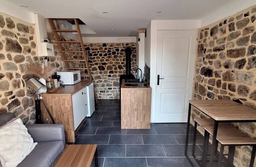 Roz-sur-Couesnon House | Stone cottage with private garden, in a quiet location, on the Mont-Saint-Michel bay