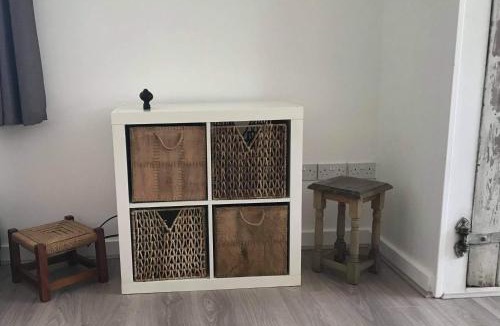 Bumble's Green House | Stone Cottage