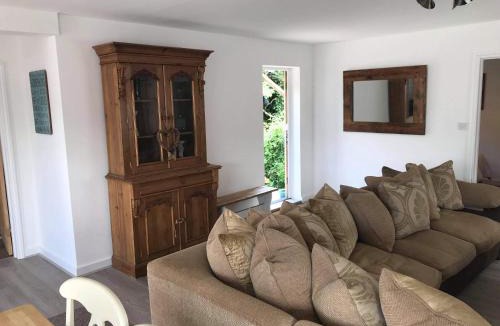 Bumble's Green House | Stone Cottage