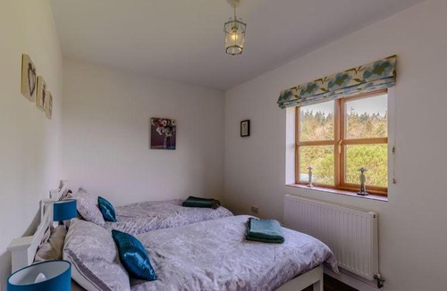 Bromlow House | Stone Cottage